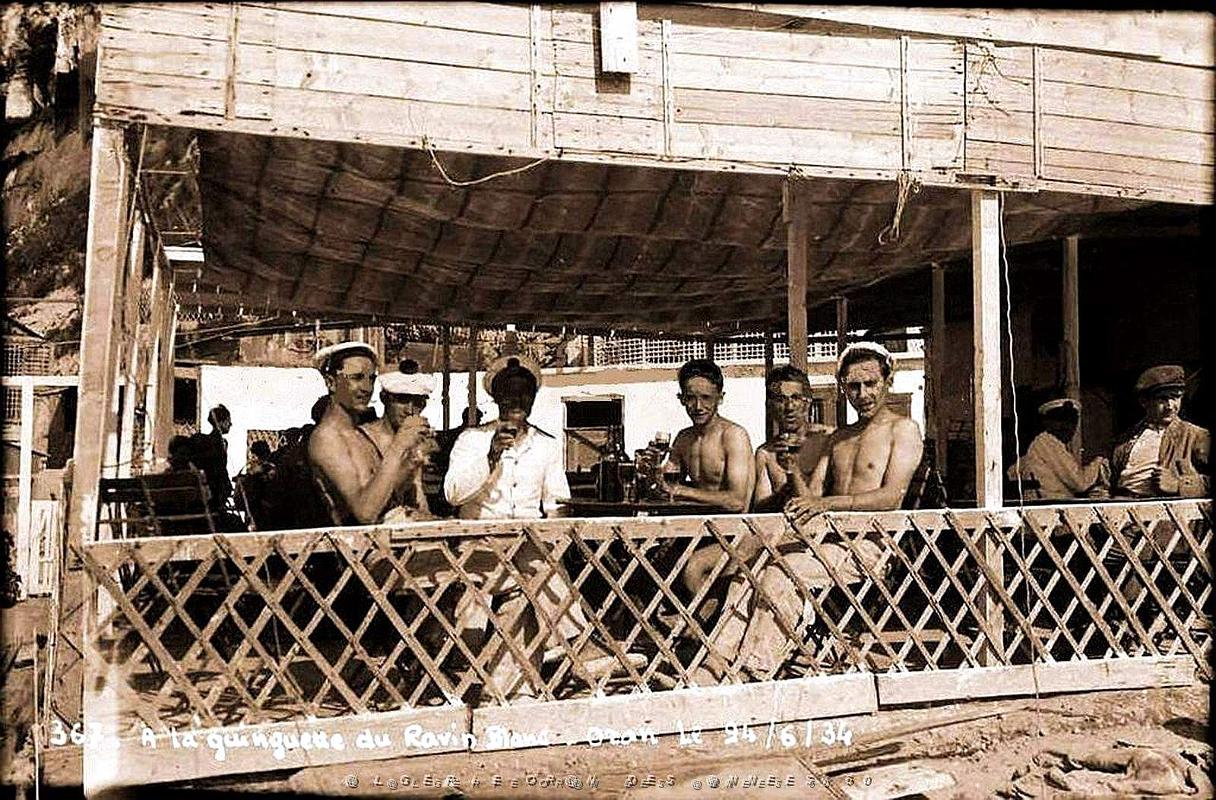Oran - Ravin Blanc - Guinguette en 1934.jpg